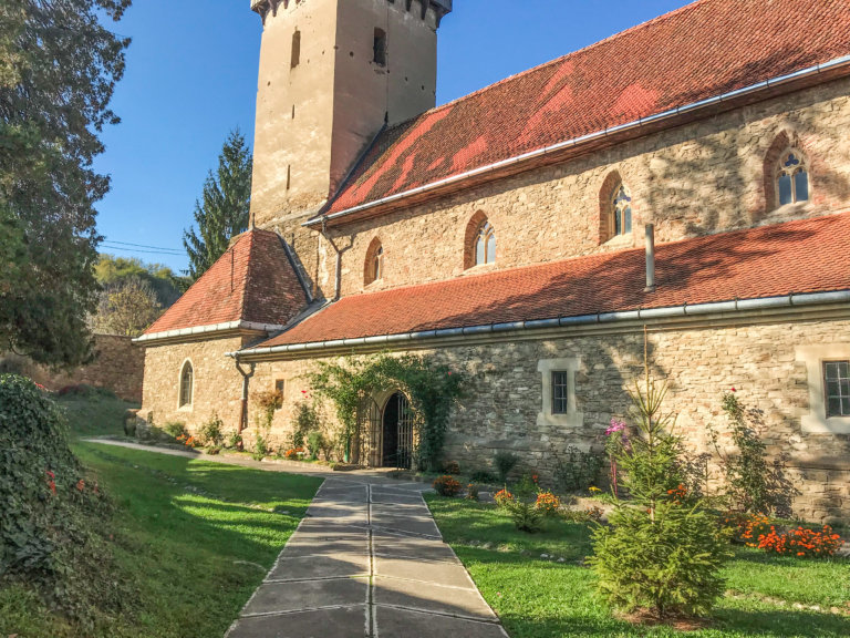 biserica-fortificata-malancrav