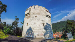 turnul-alb-obiective-turistice-orasul-brasov