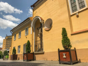 biserica-sf-ioan-obiective-turistice-orasul-brasov